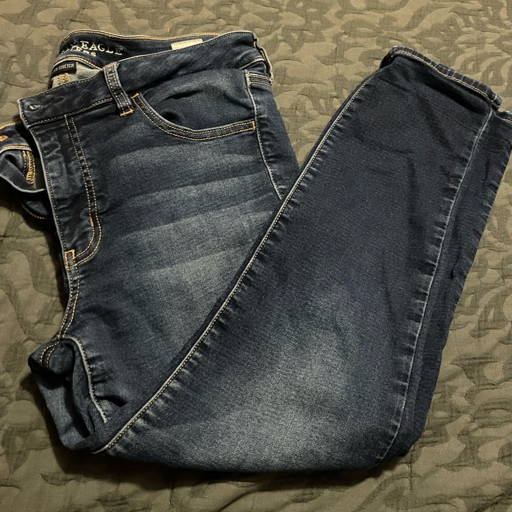 Women’s jeans.